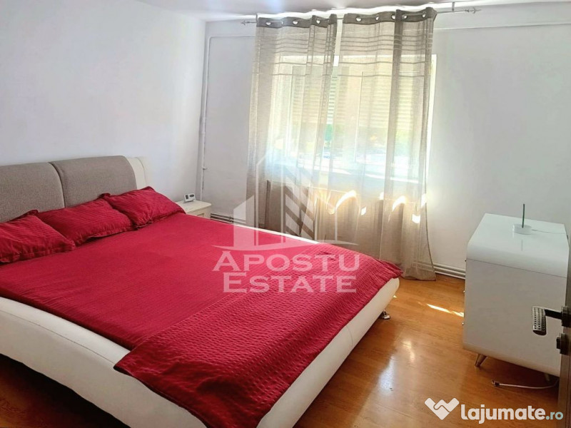 Apartament 3 camere Micalaca 82 mp