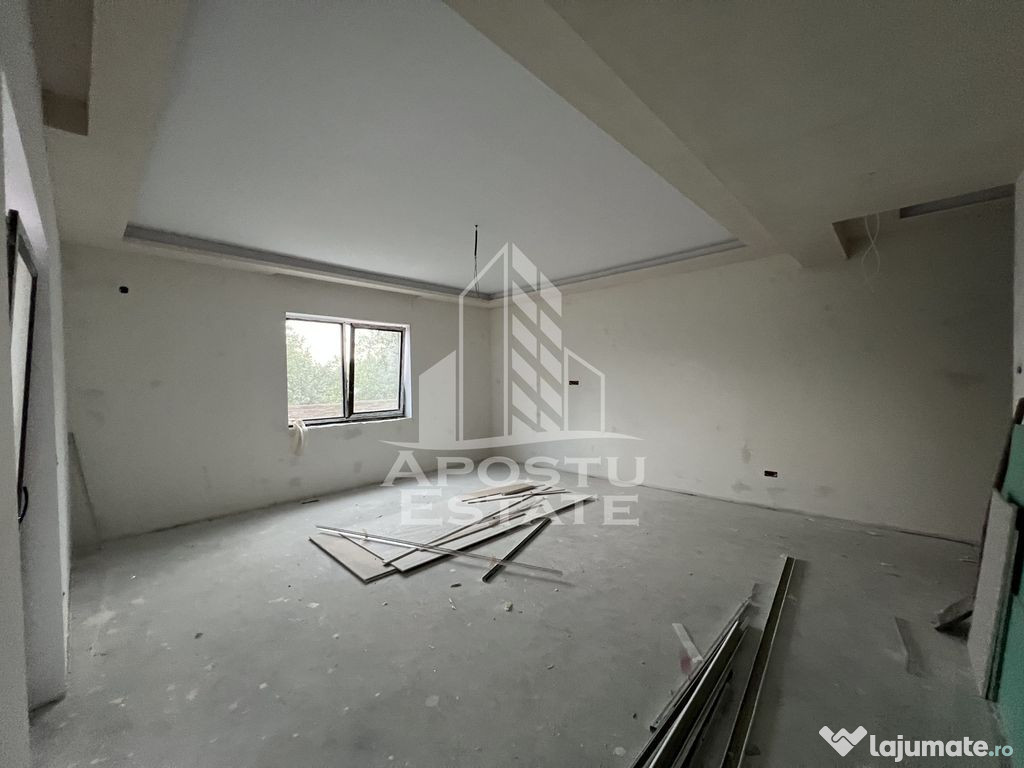 DUPLEX DE VANZARE cu suprafata foarte generoasa in Giarma... 