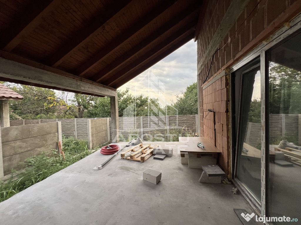 DUPLEX DE VANZARE cu suprafata foarte generoasa in Giarma... 