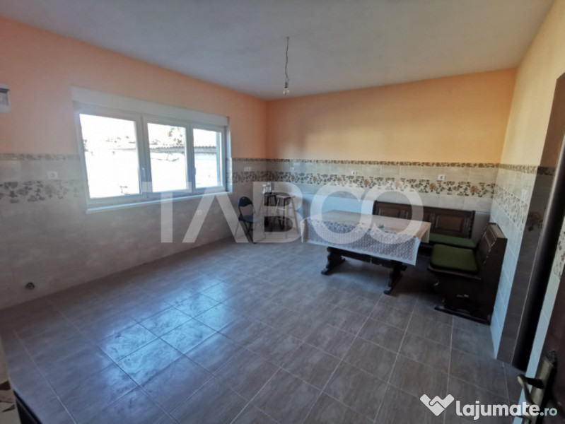 Casa individuala cu 5 camere in localitatea Miercurea Sibiul 