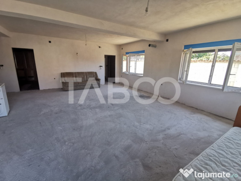 Casa individuala cu 5 camere in localitatea Miercurea Sibiul 