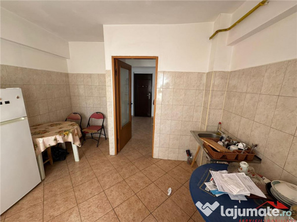 Apartament 2 camere, 60mp garaj proprietate, etaj 4 cu aco 