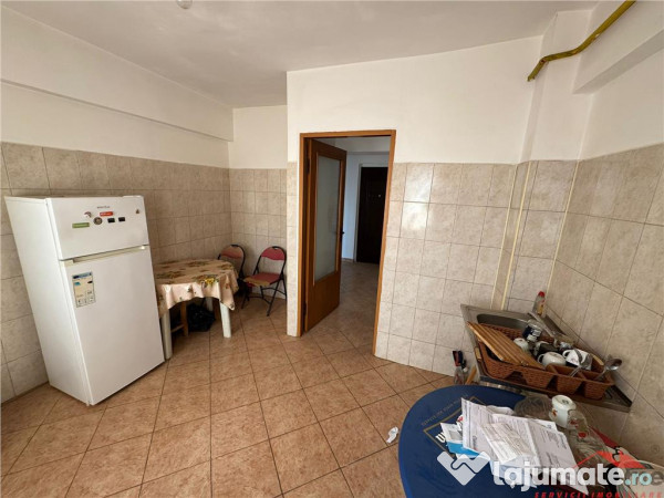Apartament 2 camere, 60mp garaj proprietate, etaj 4 cu aco 