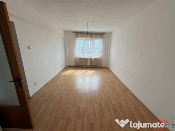 Apartament 2 camere, 60mp garaj proprietate, etaj 4 cu aco 
