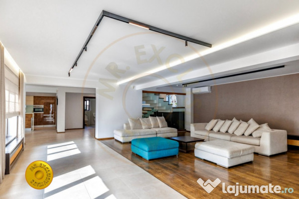 Casa cu jacuzzi, piscina încălzita si crama unde fiecare z 