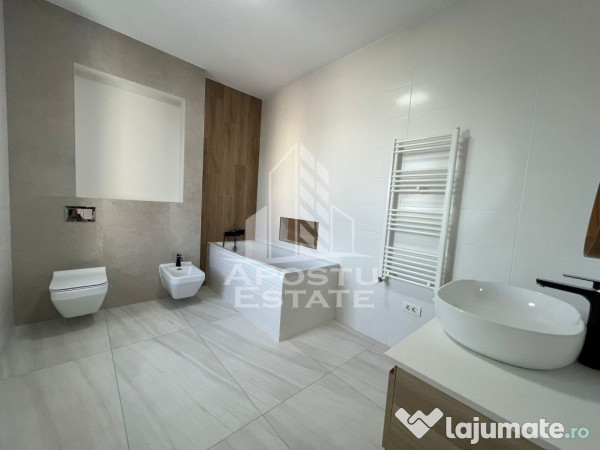 Casă individuală, spațioasă cu 5 camere în zona Toro... 