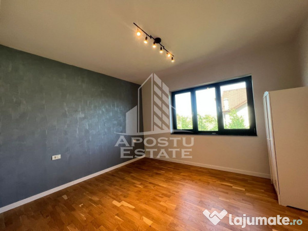 Casă individuală, spațioasă cu 5 camere în zona Toro... 