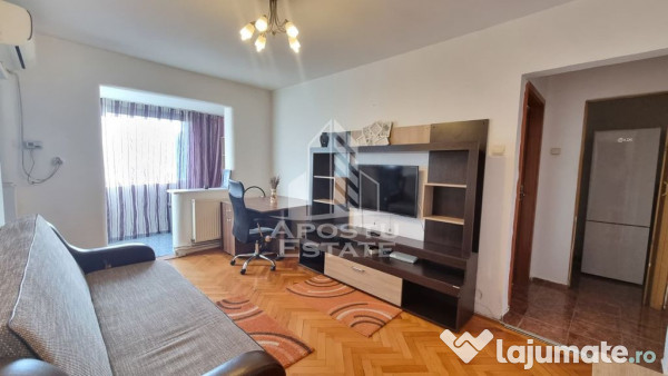 Apartament cu 3 camere, centrala proprie, zona Dacia 