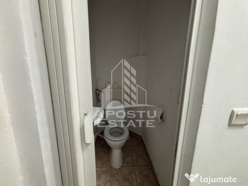 Apartament cu o camera in zona Medicina, centrala proprie 