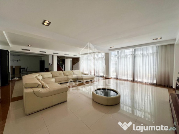 Casa de lux cu 5 camere, 4 bai, piscina privata , zona Ar... 