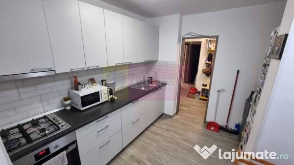 Apartament 3 camere 3/4 -Piata Resita 