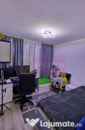 Apartament 3 camere 3/4 -Piata Resita 