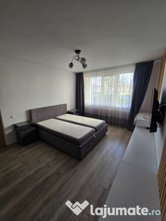 Garsoniera decomandata, renovata Astra 