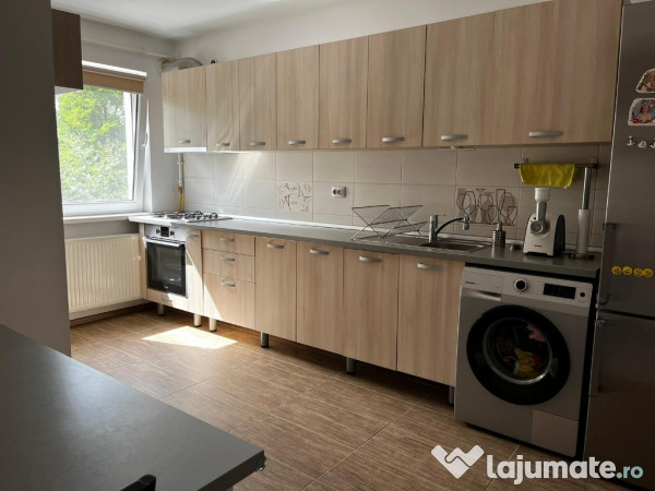 Apartament 2 camere zona Bmw