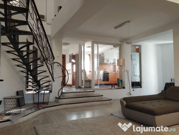 Vila ta de vis te așteaptă! 