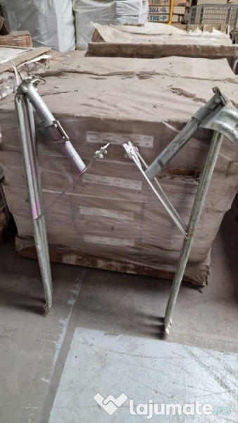 Trepied panou cofraj tip doka 