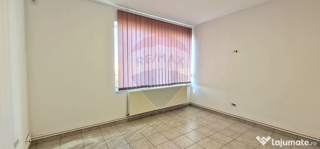 Birou de închiriat Brașov 35 mp, Uzina 2, cu parcare