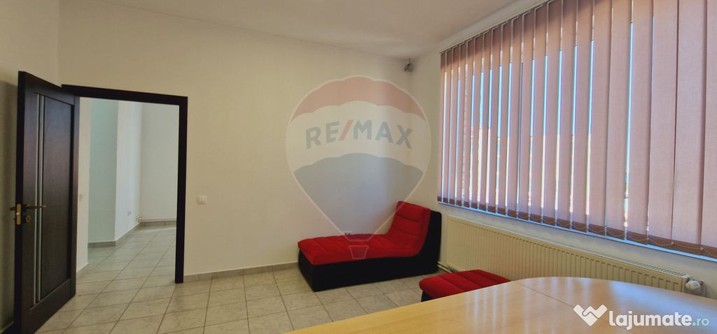 Birou de închiriat Brașov 35 mp, Uzina 2, cu parcare