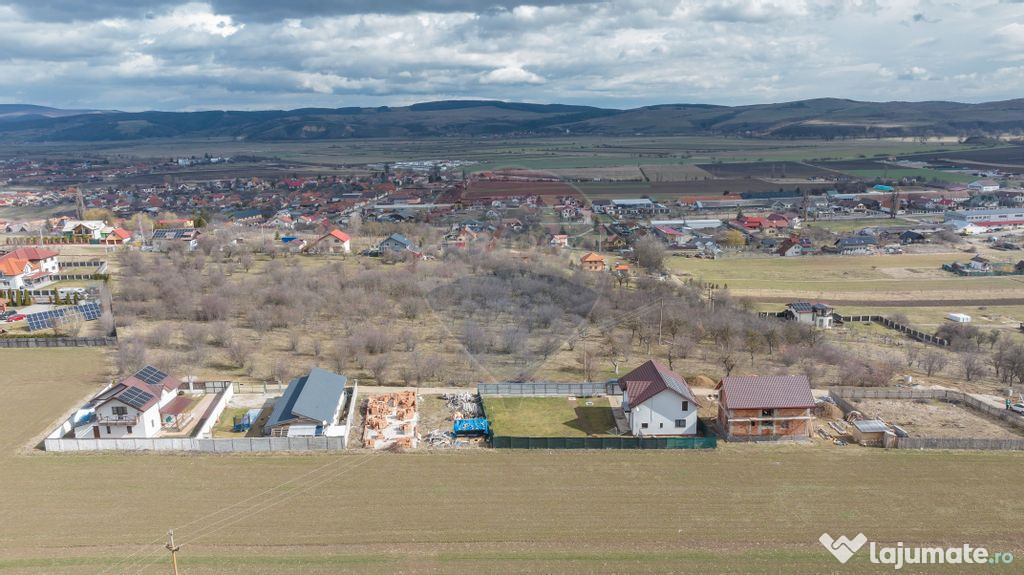 Comision 0 %! Teren intravilan de vânzare, 3,741 mp, Bod 