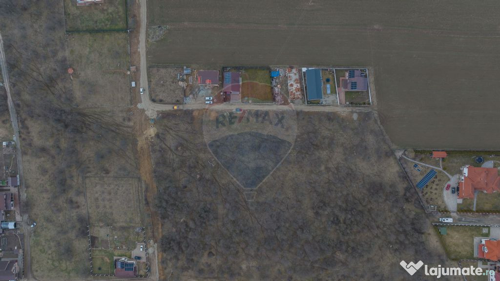 Comision 0 %! Teren intravilan de vânzare, 3,741 mp, Bod 