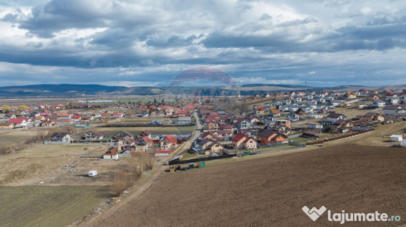 Comision 0 %! Teren intravilan de vânzare, Bod! 