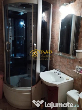 Ap. 3 camere, cu centrală termică, bloc fără risc