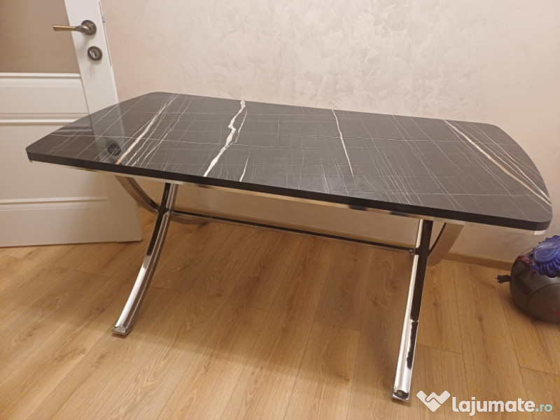 Masa de lux Arma blat negru, picioare argintii 