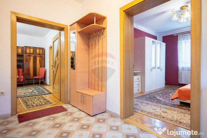 De inchiriat apartament 3 camere la casă, zona Florilor ...