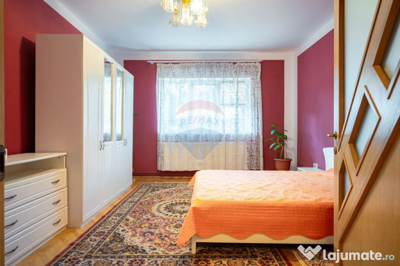 De inchiriat apartament 3 camere la casă, zona Florilor ...