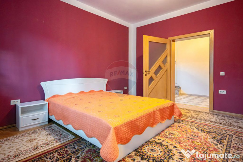 De inchiriat apartament 3 camere la casă, zona Florilor ...