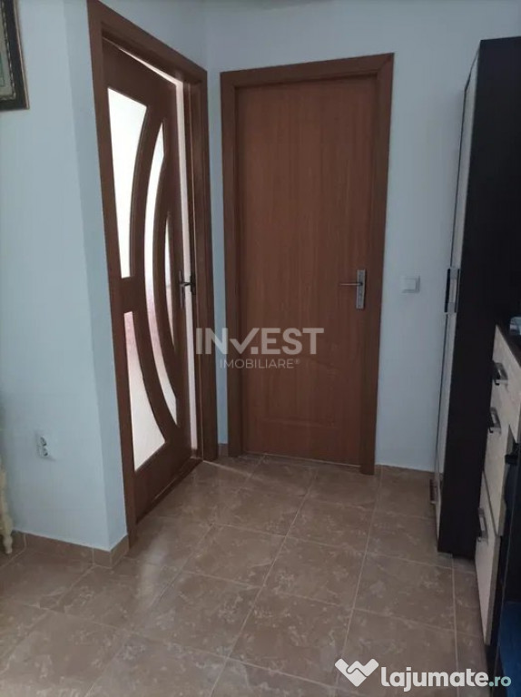 Apartament 2 cam. decomandat, et. 2, Str. Principala, CUG 