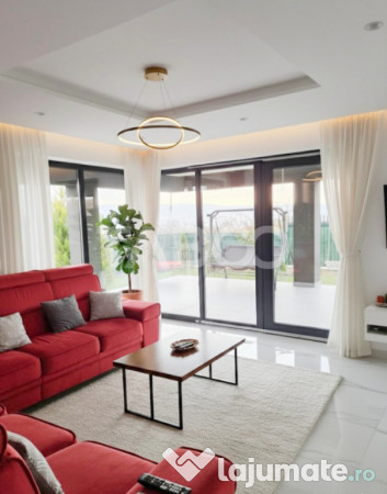 De vanzare casa individuala la cheie cu garaj si terasa cu p