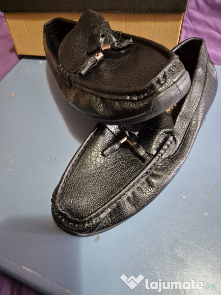 Pantofi barbatesti Fashion, marime 45, nepurtati, culoare neagra 