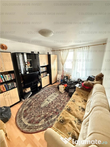 Apartament cu 3 camere, decomandat - zona Astra 