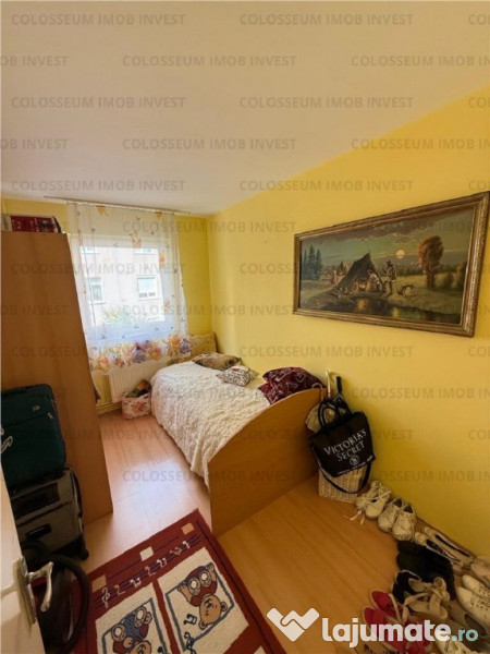 Apartament cu 3 camere, decomandat - zona Astra 