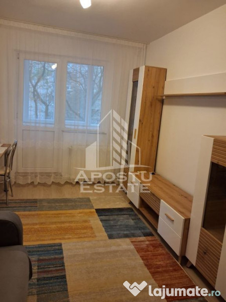 Apartament cu 2 camere, Zona Dacia 