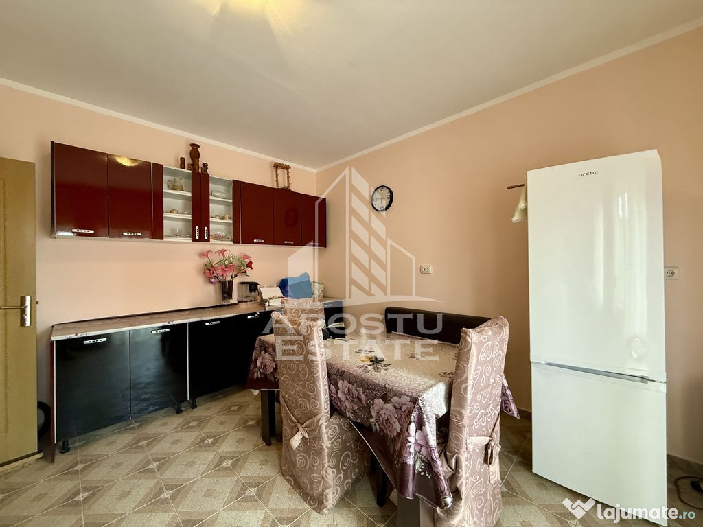 Casa individuala, teren 716mp, acces auto, zona Ghirodei ...