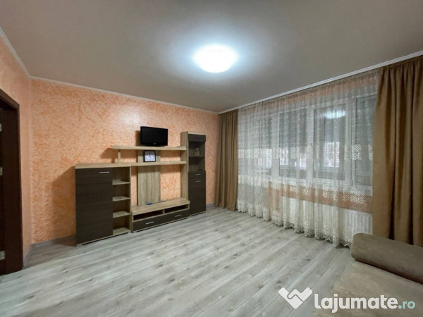 Apartament cu 2 camere de inchiriat zona Mosilor 