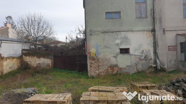 Ultracentral - Lic. Balcescu, P 1, 900mp construiti, teren 1 