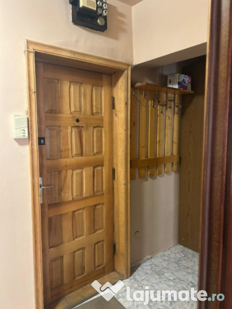 3 camere decomandat zona Gara Mare Bacinschi,et intermediar,lift,CT