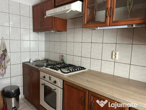 3 camere decomandat zona Gara Mare Bacinschi,et intermediar,lift,CT