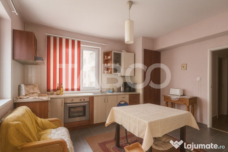 Apartament 5 camere + teren Bulevardul Mihai Viteazul -Hidro