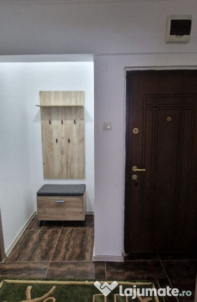 Doua camere, mobilat utilat, zona Piata Brotacei