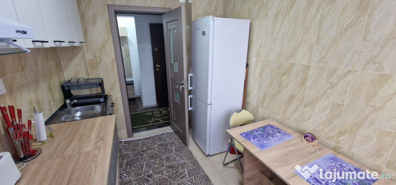 Doua camere, mobilat utilat, zona Piata Brotacei