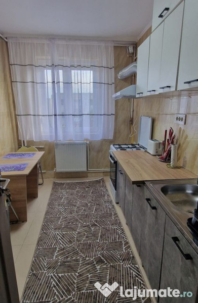 Doua camere, mobilat utilat, zona Piata Brotacei