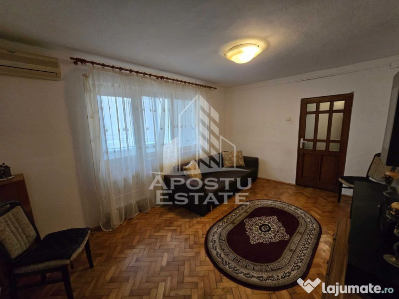 Apartament cu 2 camere, semidecomandat,centrala ,zona Dam...