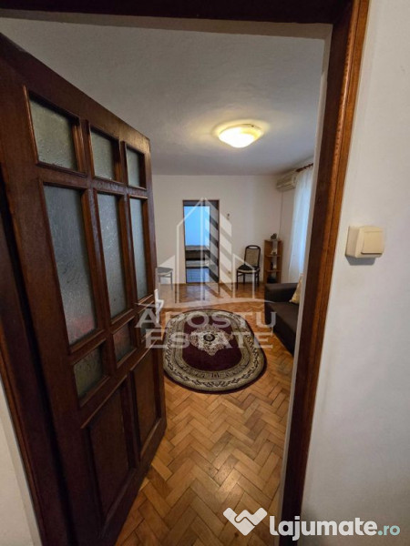 Apartament cu 2 camere, semidecomandat,centrala ,zona Dam...