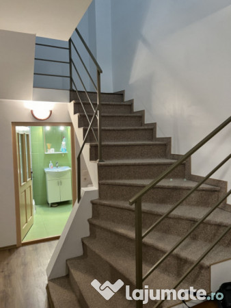 Apartament la casa 3 camere trei stejari spital