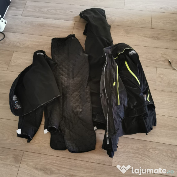 Costum moto fabricat în Italia 