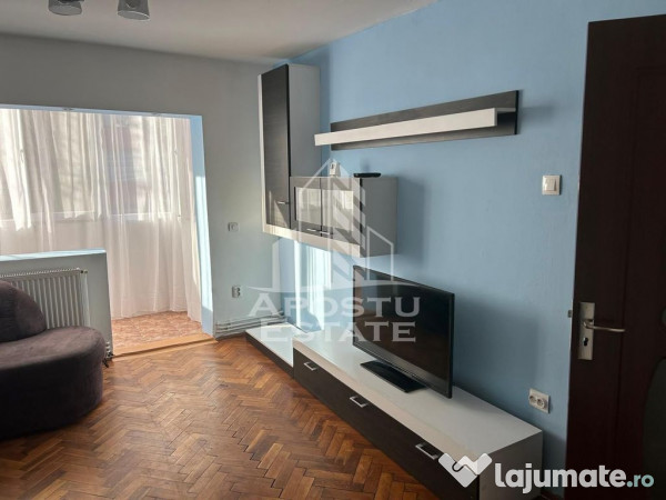 Apartament 3 camere, centrala proprie, zona Dambovita.